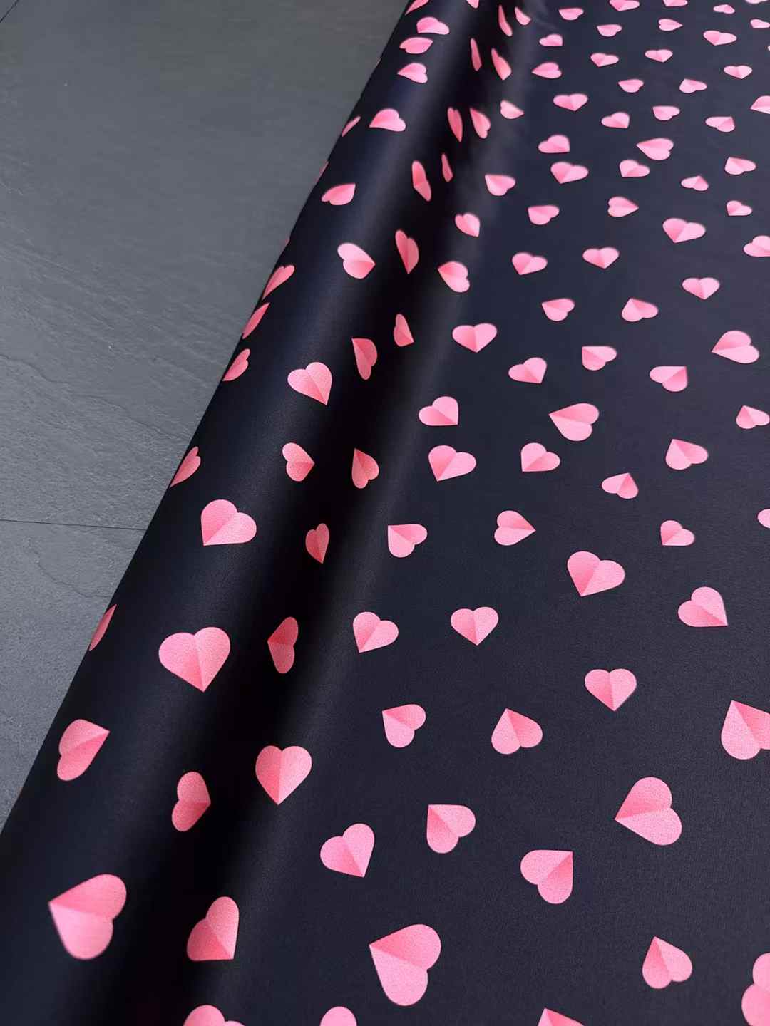 Roze harten echte zijden stof  - Crystal Mesh Fabric recensie en prijs